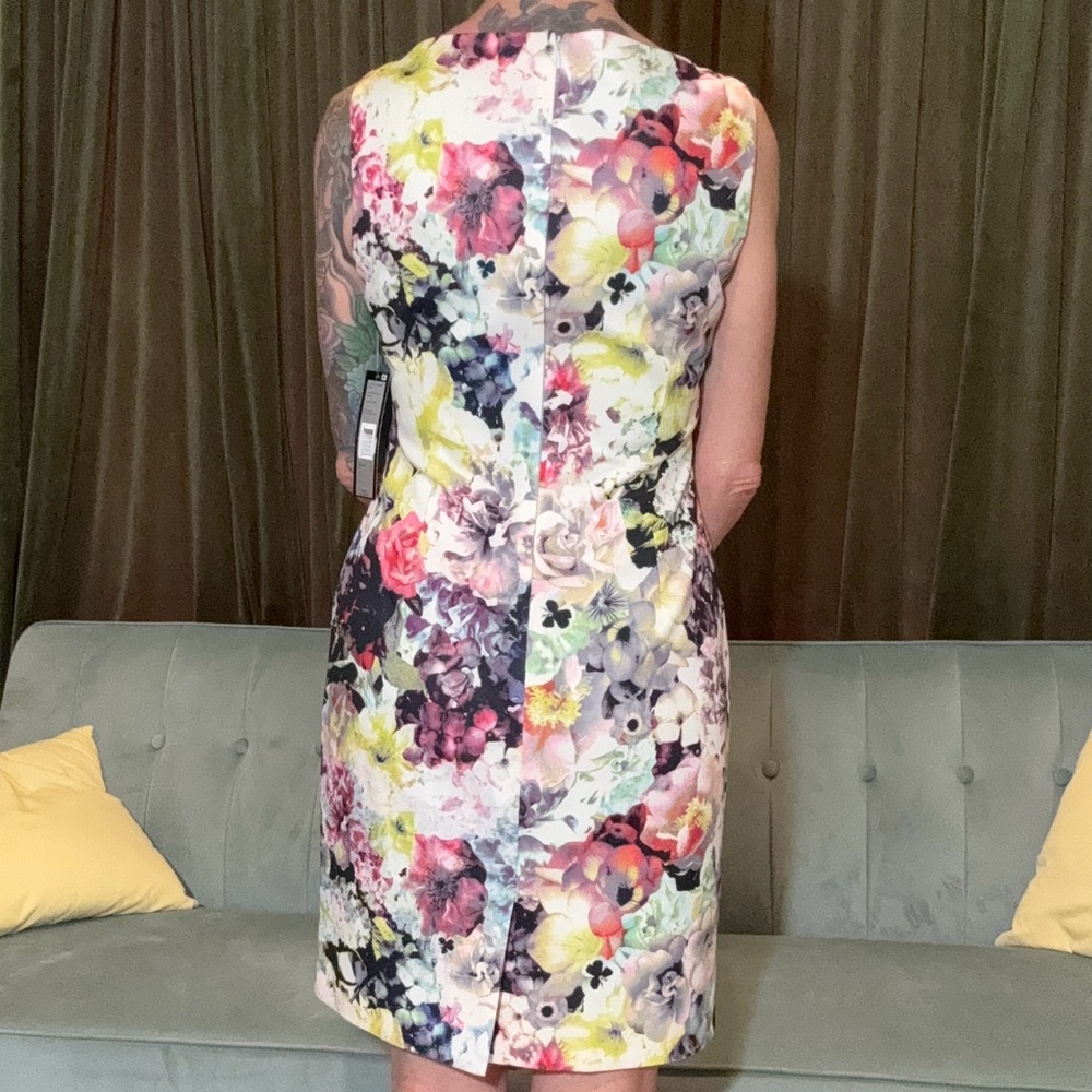 Tahari Floral Sheath Dress NWT - Picture 7 of 9